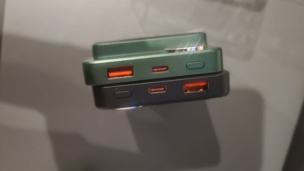 MagSafe Iphone повербанк  22.5W