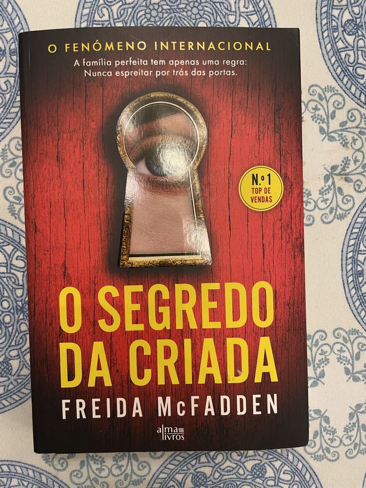 Livros Freida McFadden (ACriada, A Porta Trancada, etc)