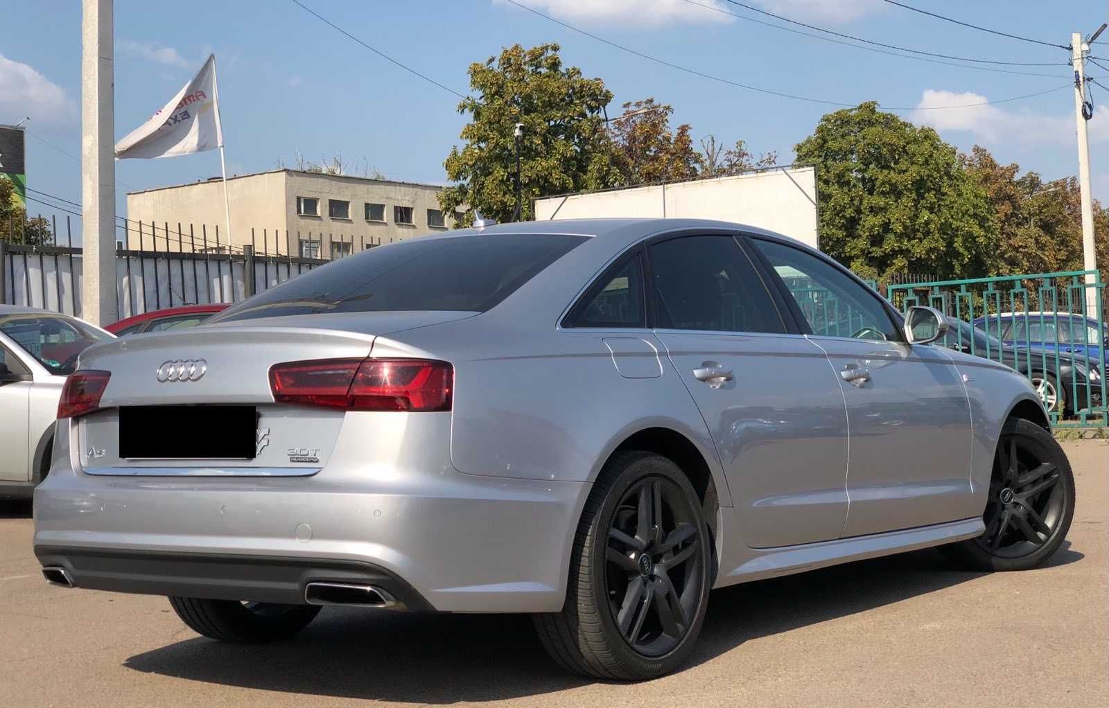 Audi A6 2017 року.