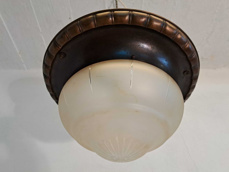 Plafon mosiężny art deco secesja szklany klosz grawerowany ampla lampa
