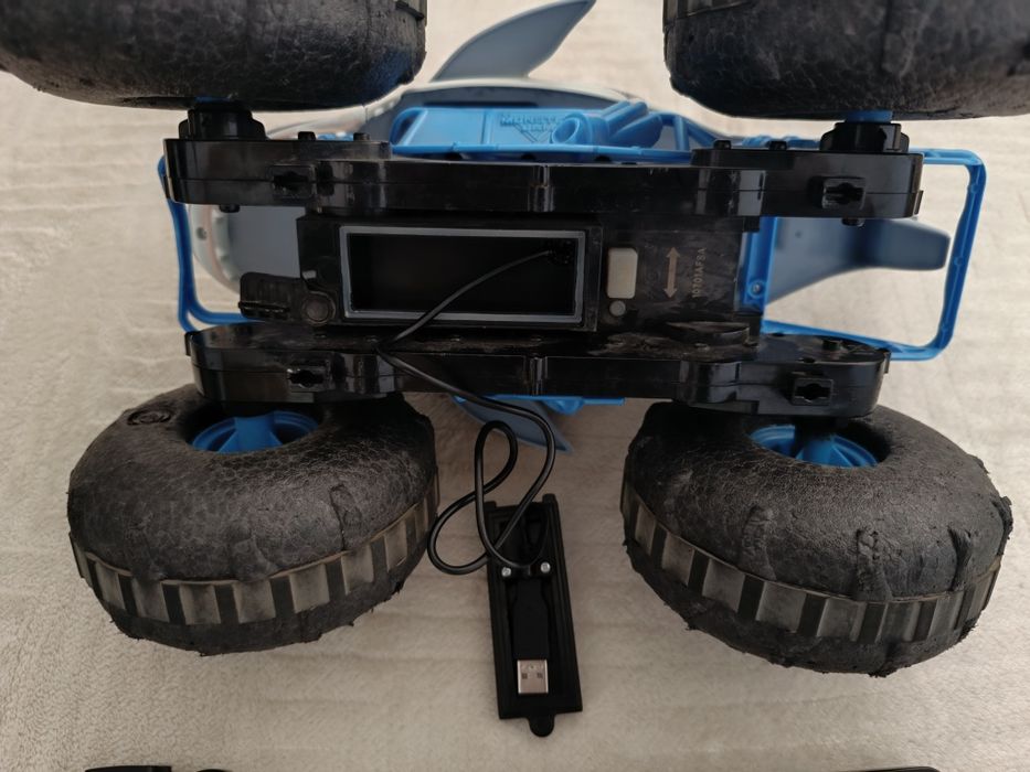 Monster Jam Megalodon