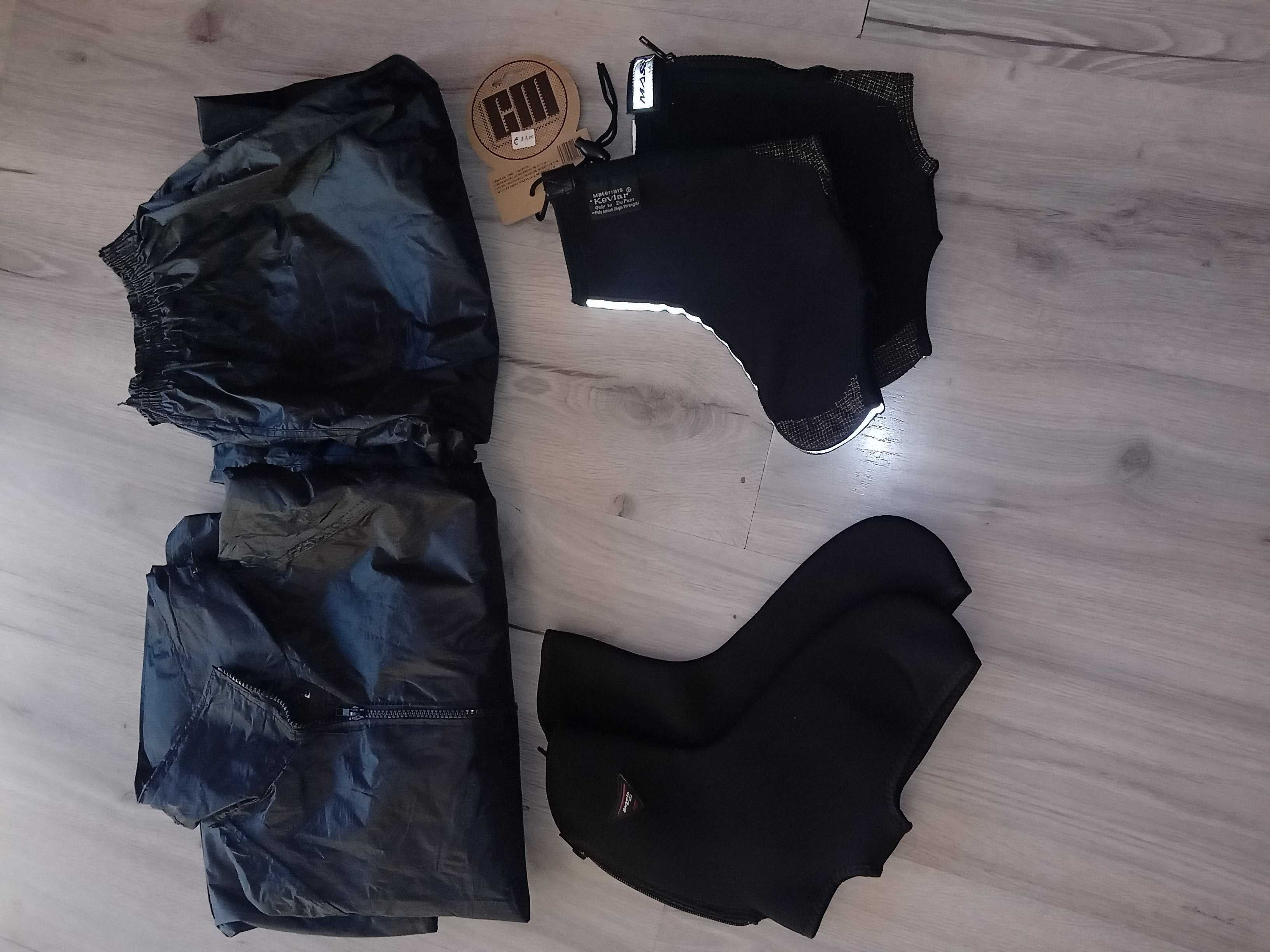 Fato chuva e botins