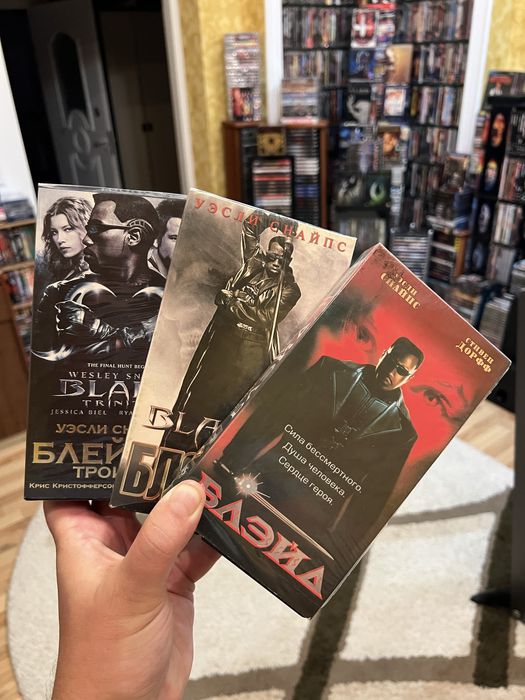 Відеокасети з фільмами