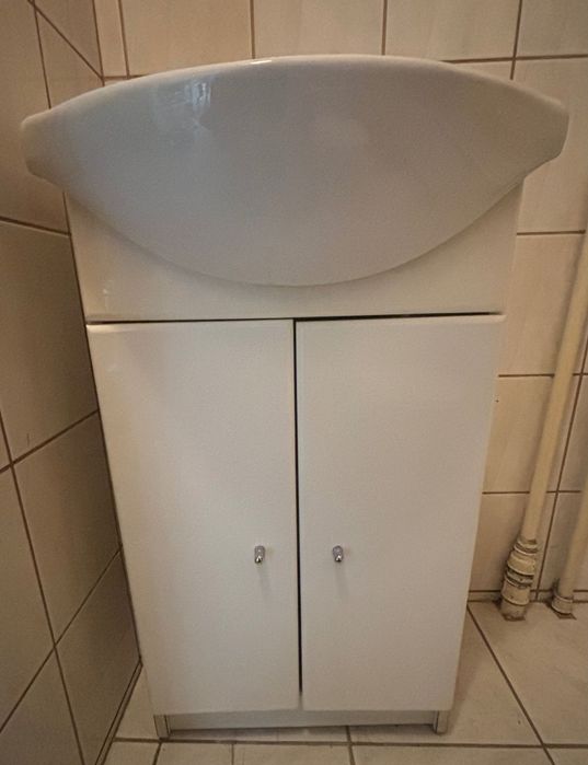 Umywalka kompletna z baterią+szafka
