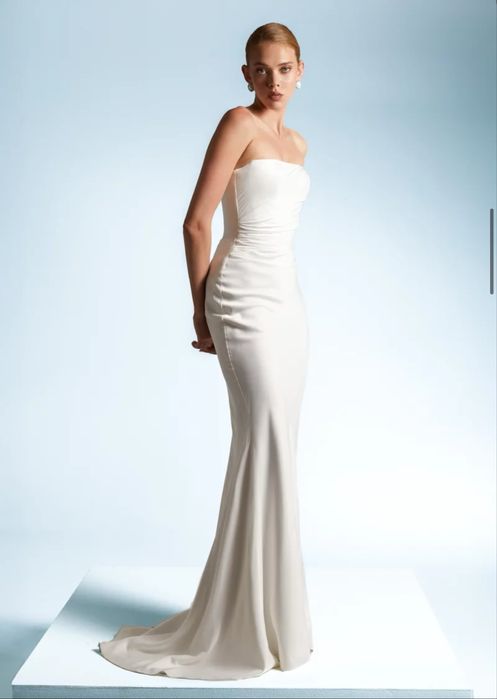 Молочна футлярна сукня Gepur, розмір xs