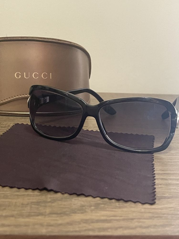 Óculos de sol Gucci preto