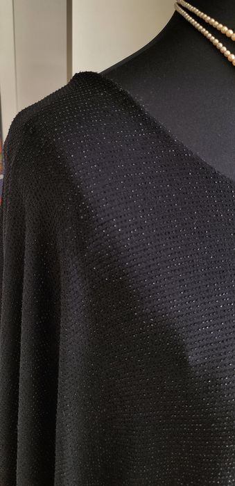 Czarna sukienka z połyskiem luźna plus size impreza wieczorowa 42 44