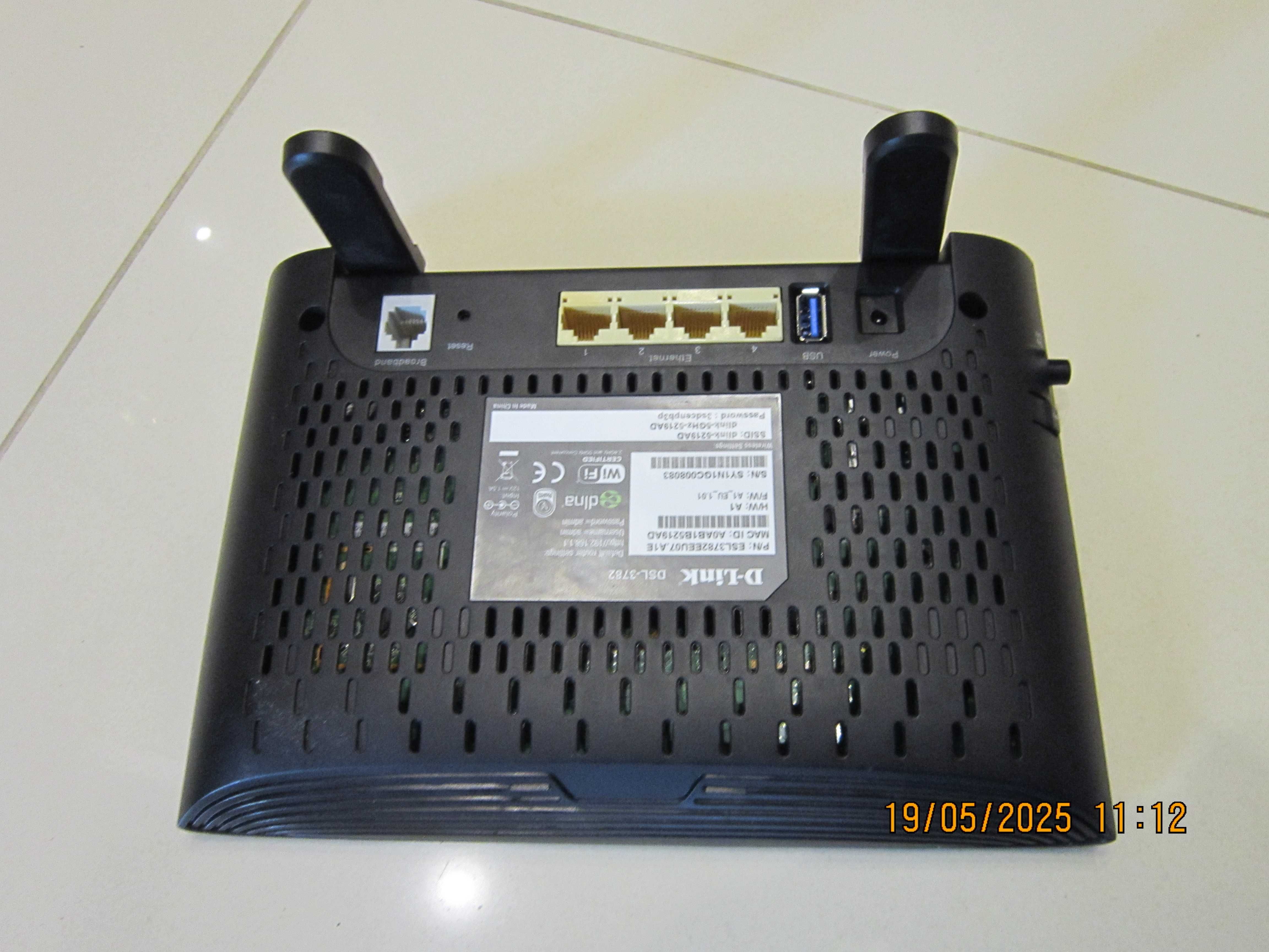 Router D-LINK DSL-3782 2.4 / 5 GHz