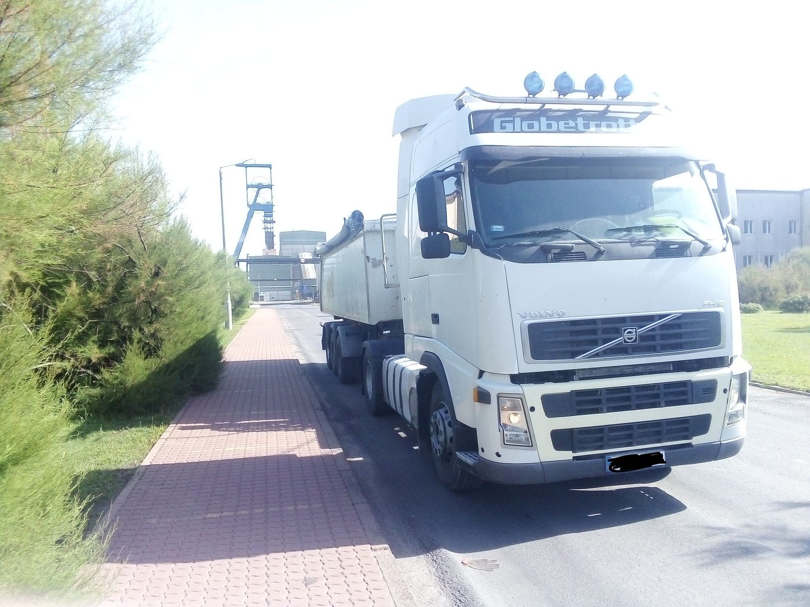 Zestaw ciągnik siodłowy Volvo fh12+naczepa fliegl