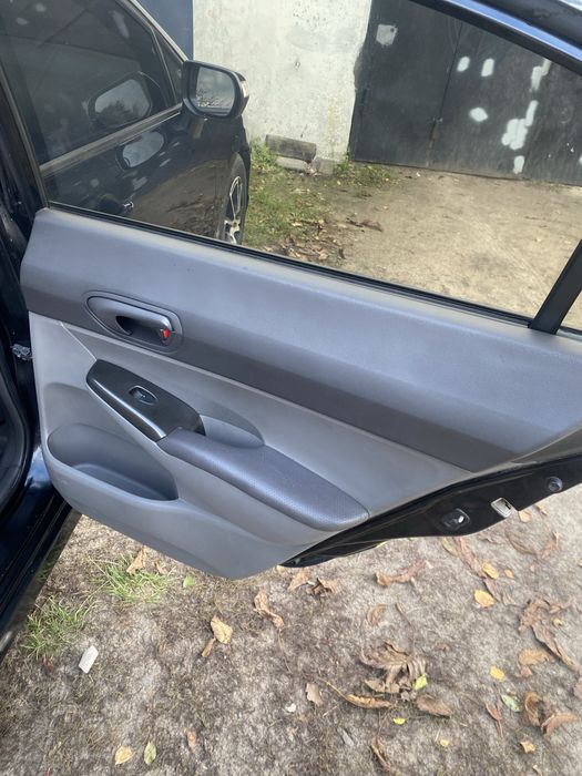 HONDA civik 1.8 автомат