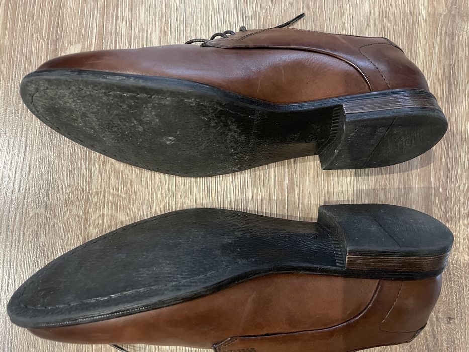 Buty wizytowe Lasocki skóra brąz 41
