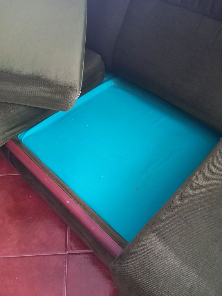 Conjunto de sofas - 3 lugares+2 poltronas