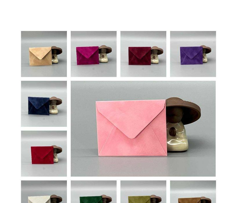 Конверти розміру С6 з оксамитового паперу у різних кольорах.