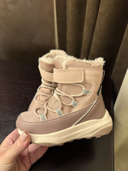 Зимове взуття. Ботинки H&M