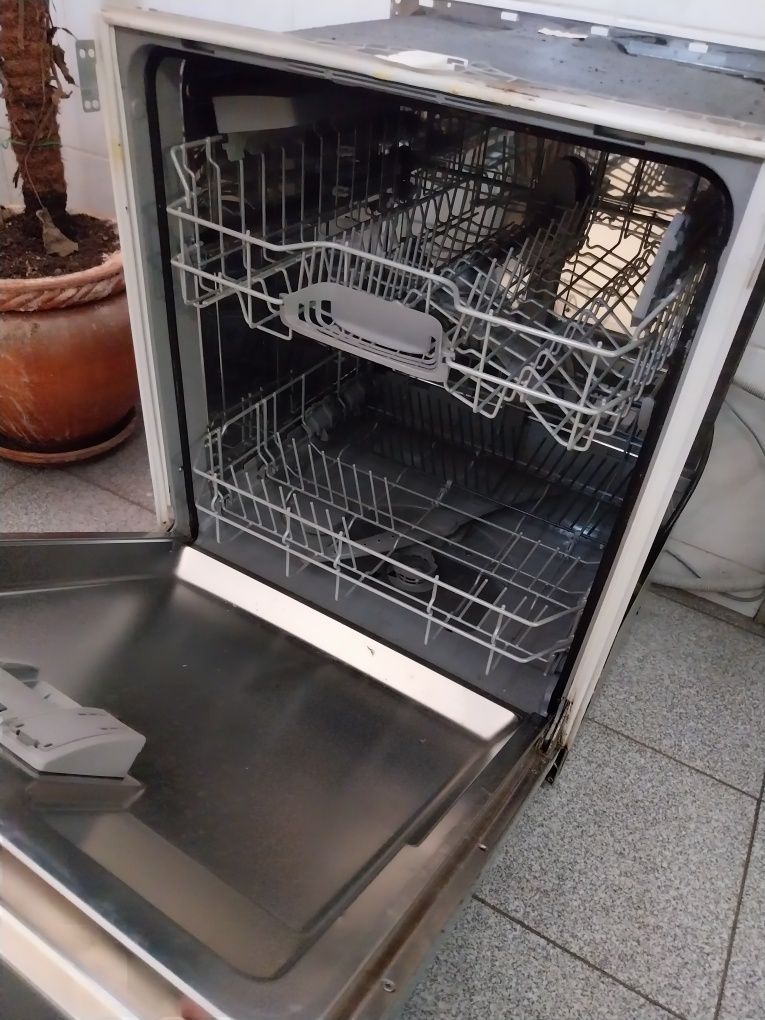 Máquina lavar loiça  Balay