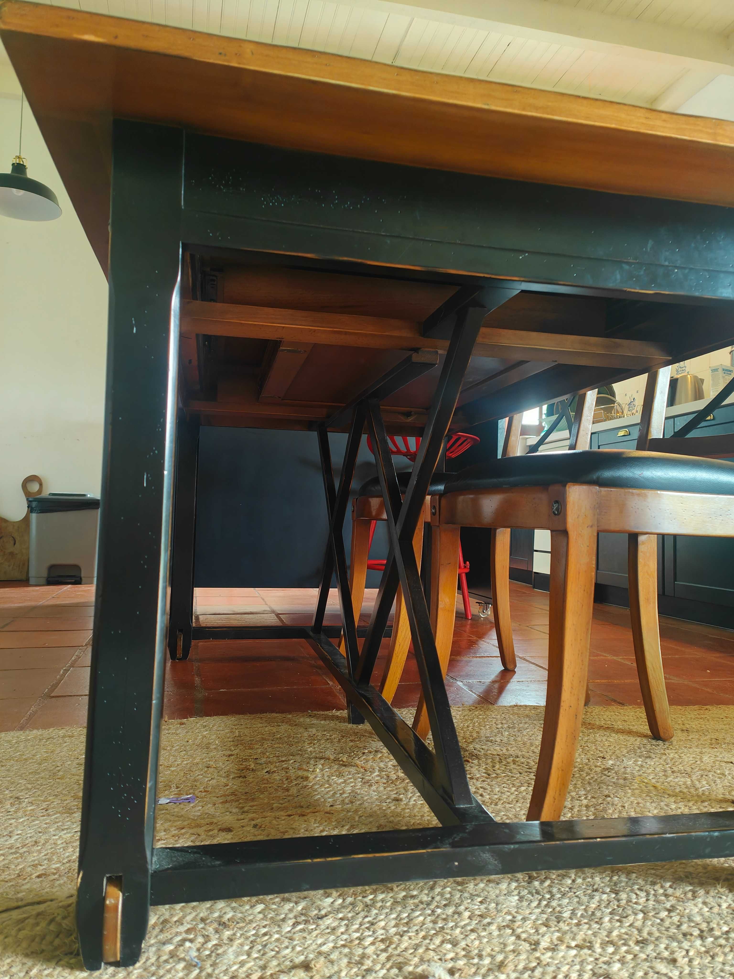 Mesa Roche Bobois
