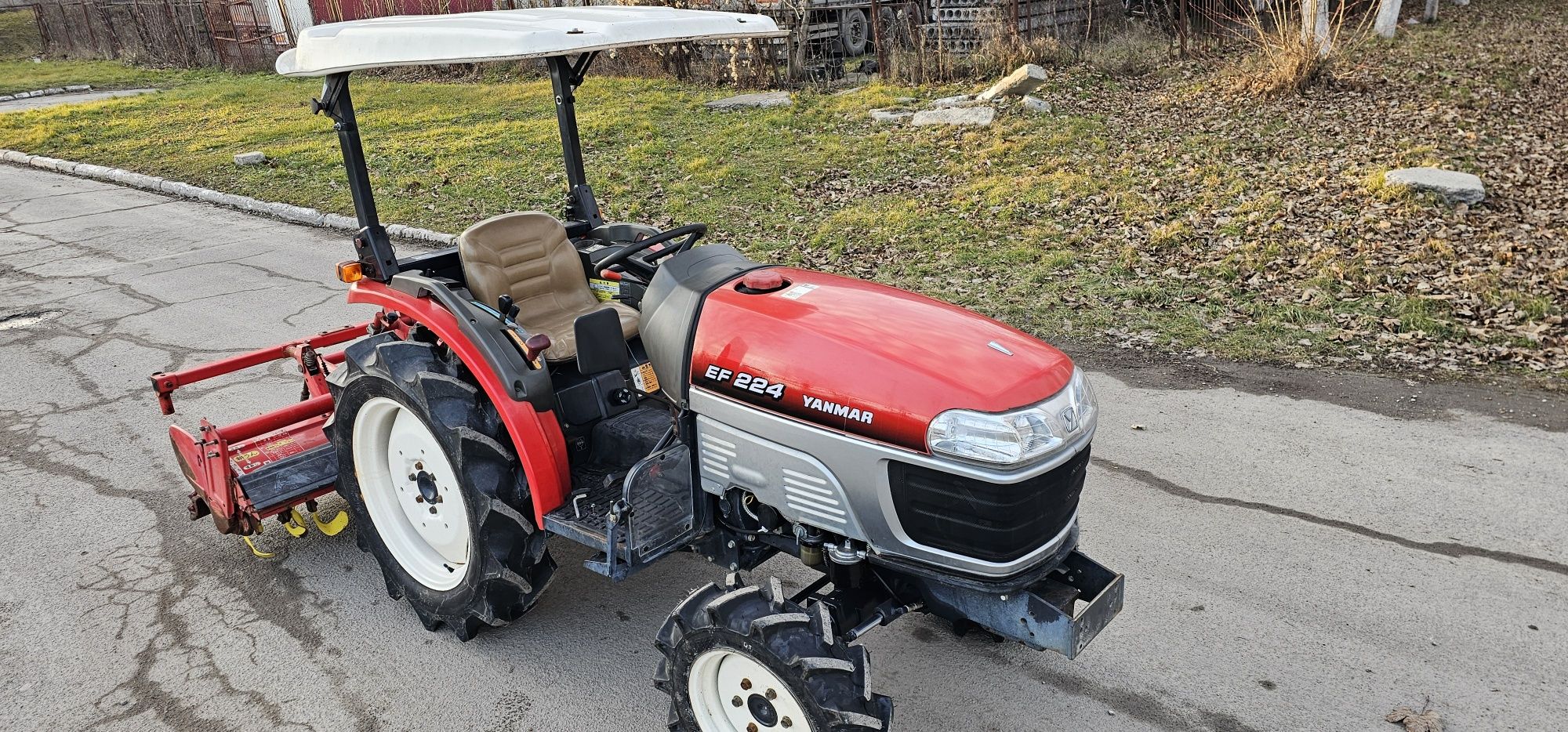 Мінітрактор Трактор Японский Yanmar EF 224