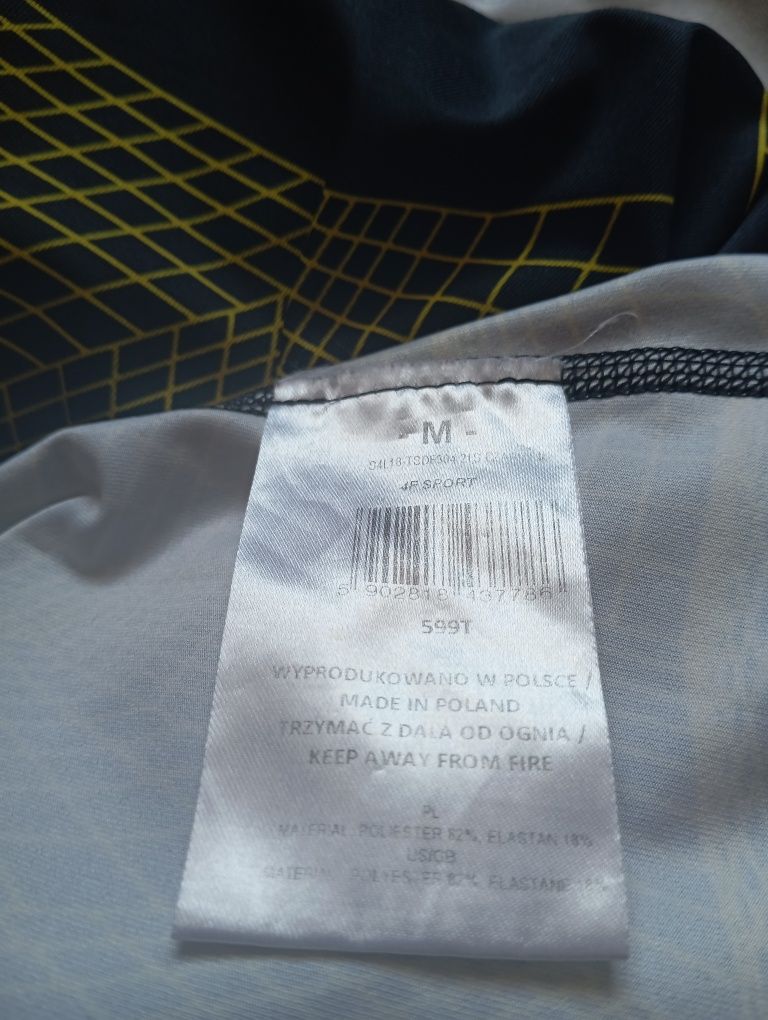 Продам футболку.