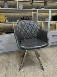 Продам стильні крісла для клієнтів