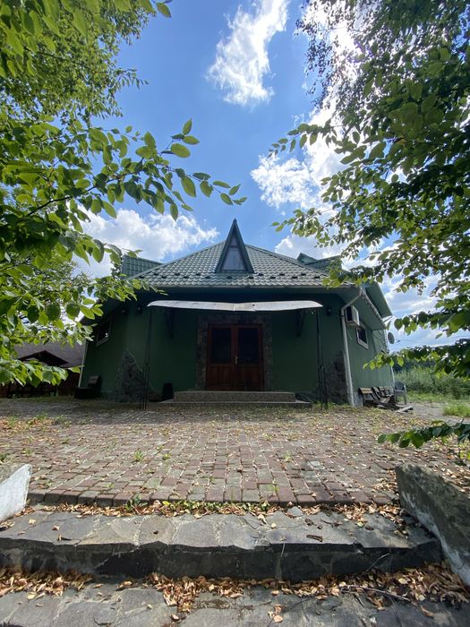 Продається комерційне приміщення