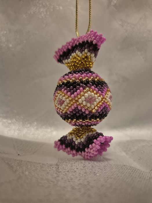 Новорічні іграшки з бісеру