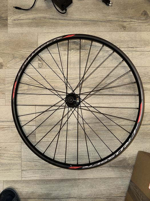 Заднє колесо в зборі під касету 29 діаметр crosser