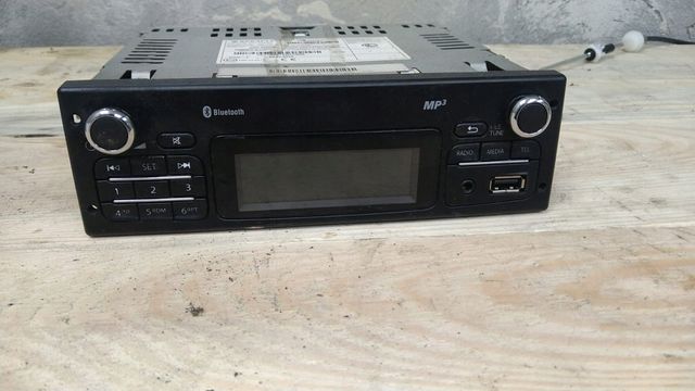 RENAULT DACIA DOKKER MOVANO B MASTER III RADIO USB AUX BLUETOOTH + KOD MP3