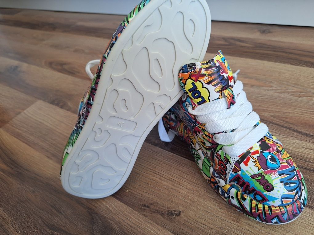 Kolorowe buty rozmiar 40