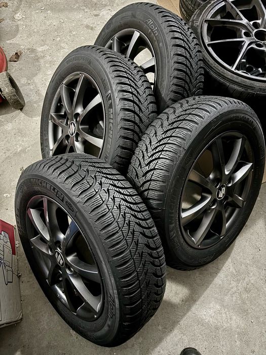 Felgi 15 z oponami zimowymi do Suzuki swift