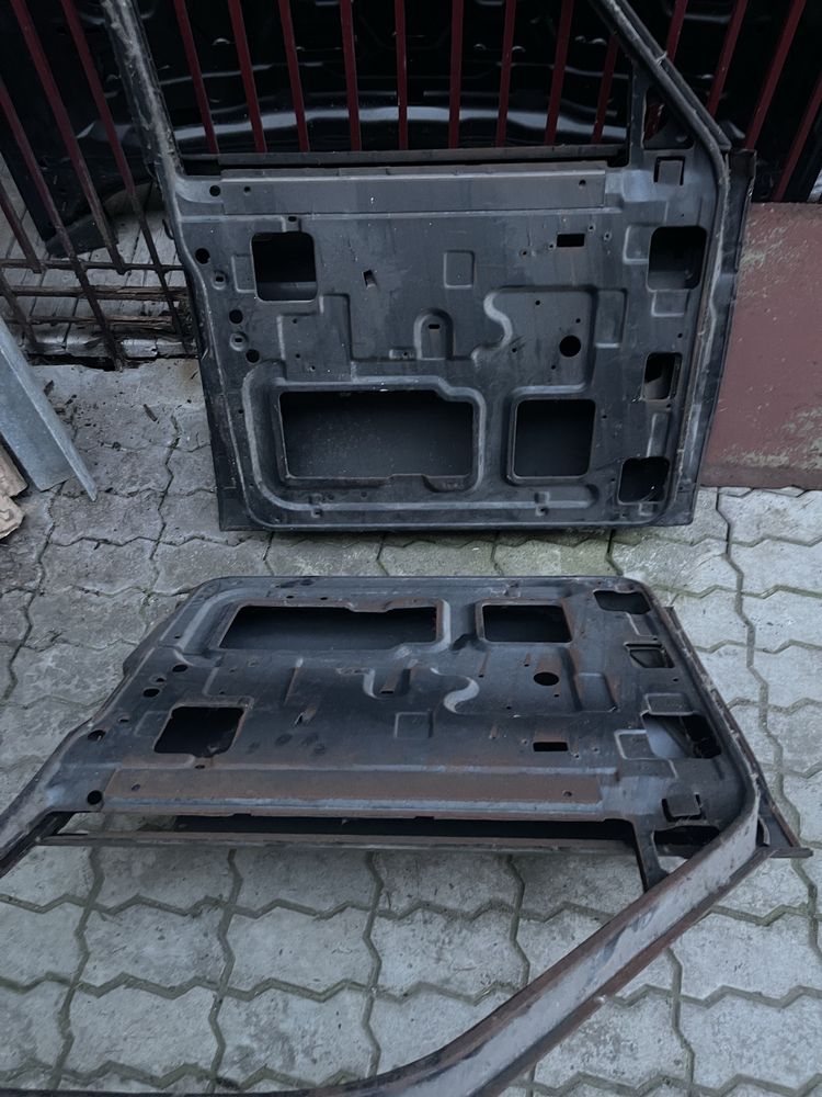 Газ 2410 передні двері