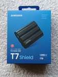 Зовнішній накопичувач SSD USB 3.2 1TB T7 Shield Samsung (MU-PE1T0R/EU)