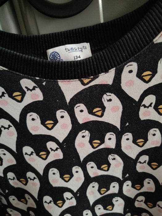 Sukienka Tuszyte pingwiny 134 cm długi rękaw bawełna