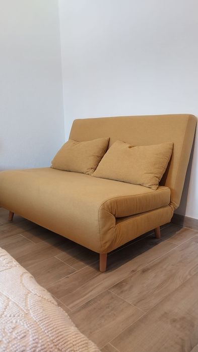 Sofá-cama 2 lugares amarelo