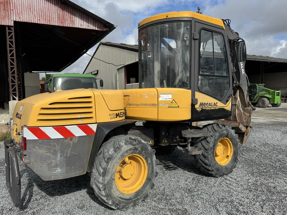 Колісний екскаватор Мекалак 10тон
