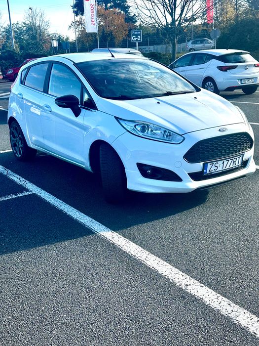 Ford Fiesta 2014 r Benzyna Pakiet ST-Line