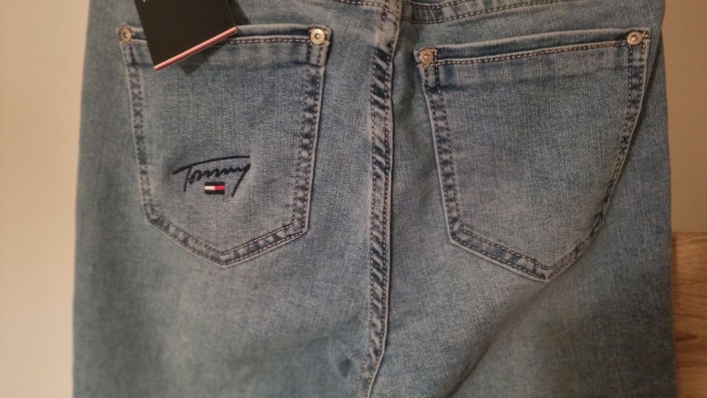 Spodnie jeans jasne rurki Tommy Th r. 38, M ,S niebieskie