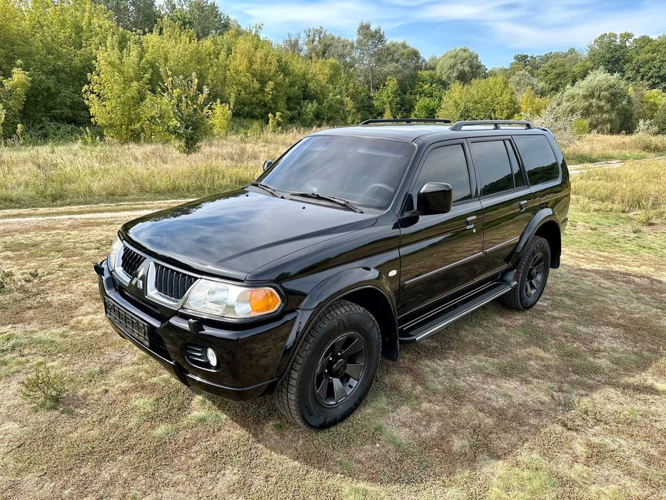 Mitsubishi Pajero Sport 3.0газ бензин Автомат