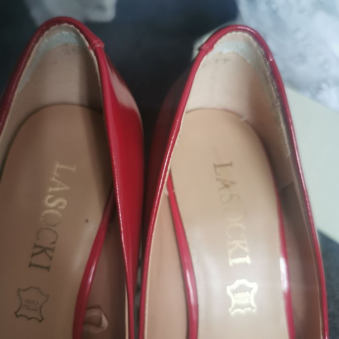 Szpilki rozmiar 35 Lasocki