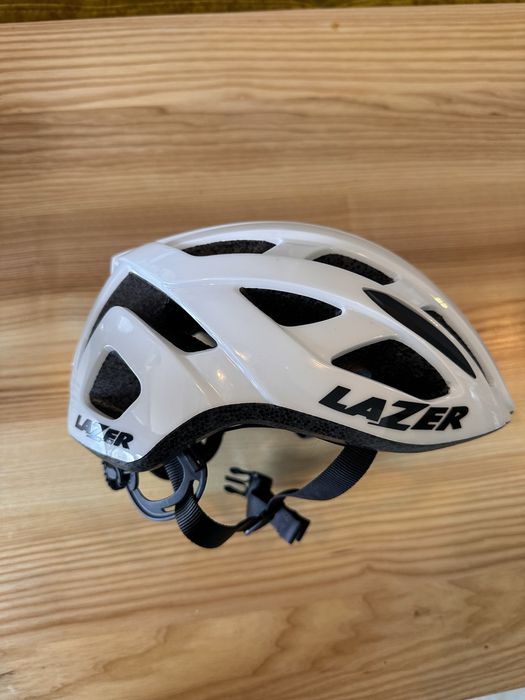 Шолом велосипедний Lazer Tonic білий 52-56