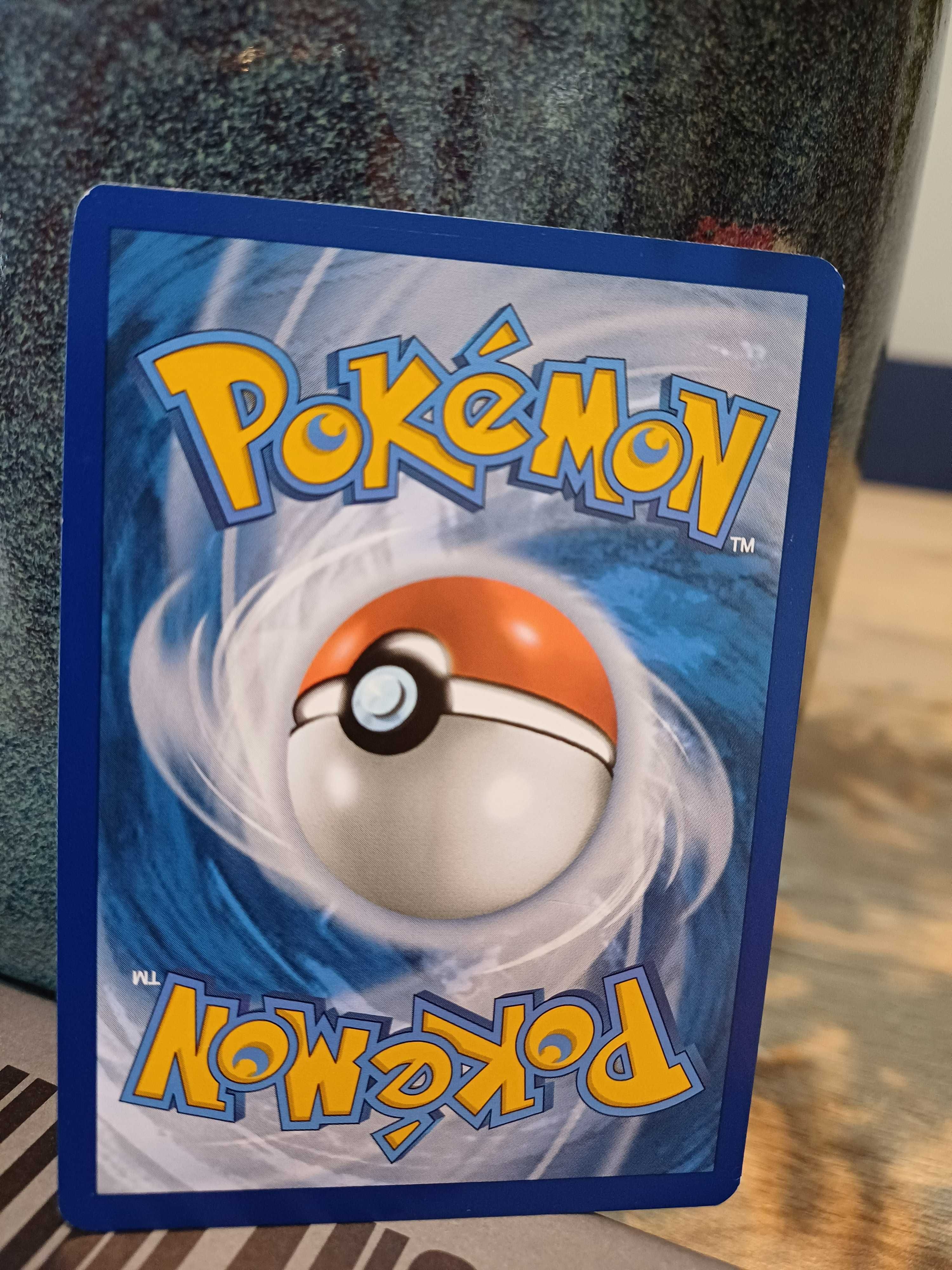 Carta Pokémon Araquanid #48