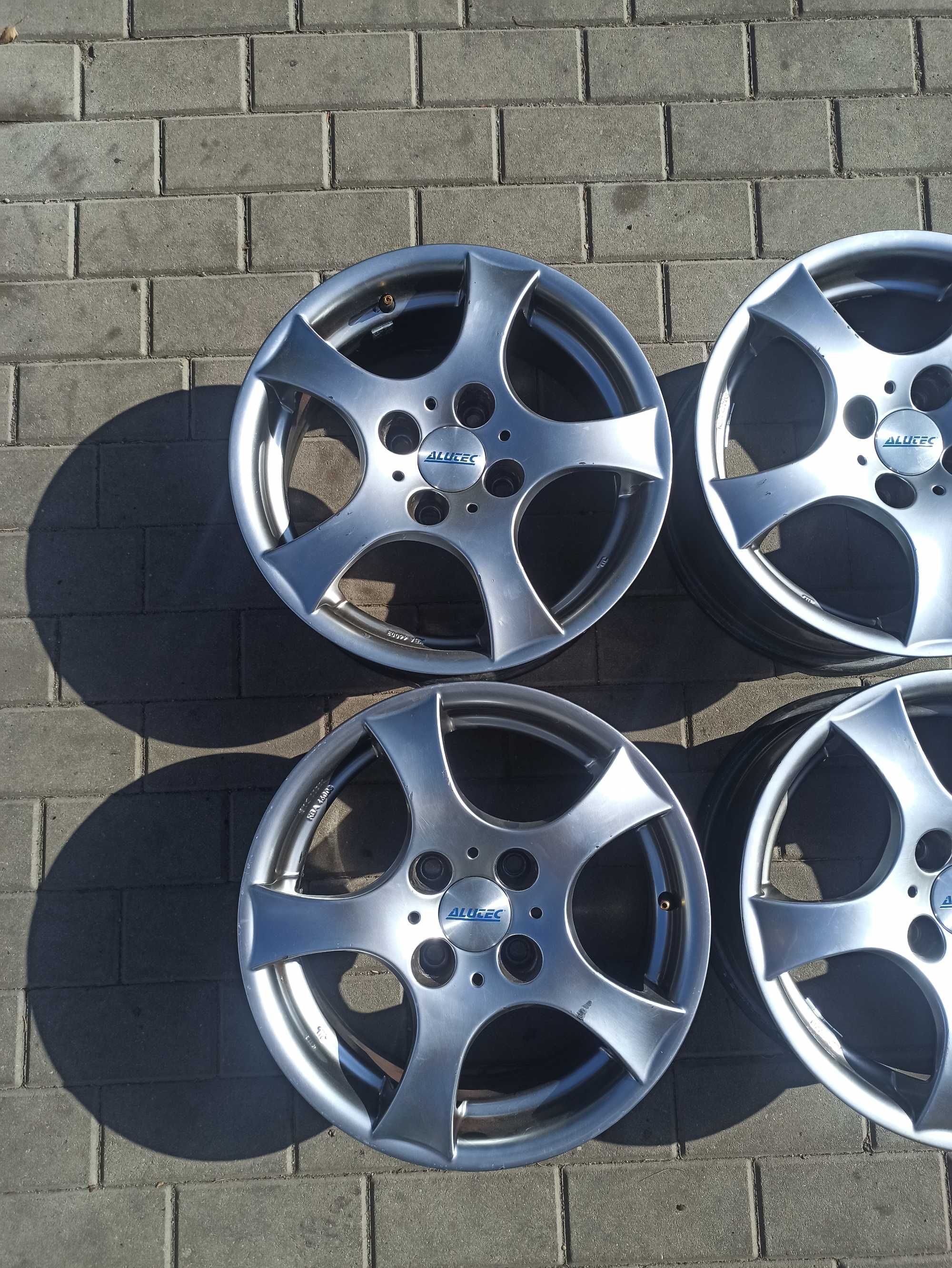 Felgi aluminiowe 15" Cali 4x108 Audi 80 *ALUTEC*