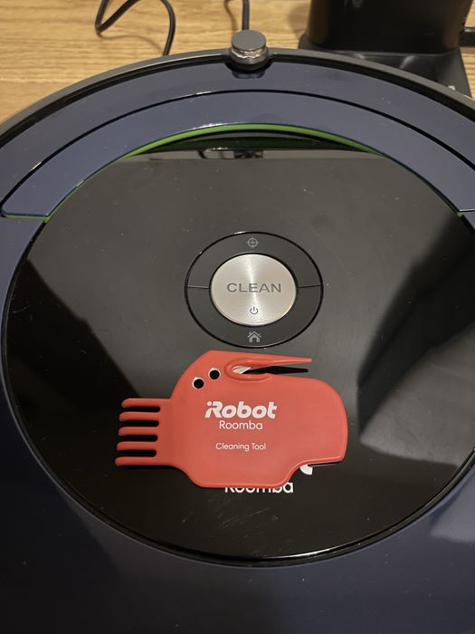 iRobot Roomba 695