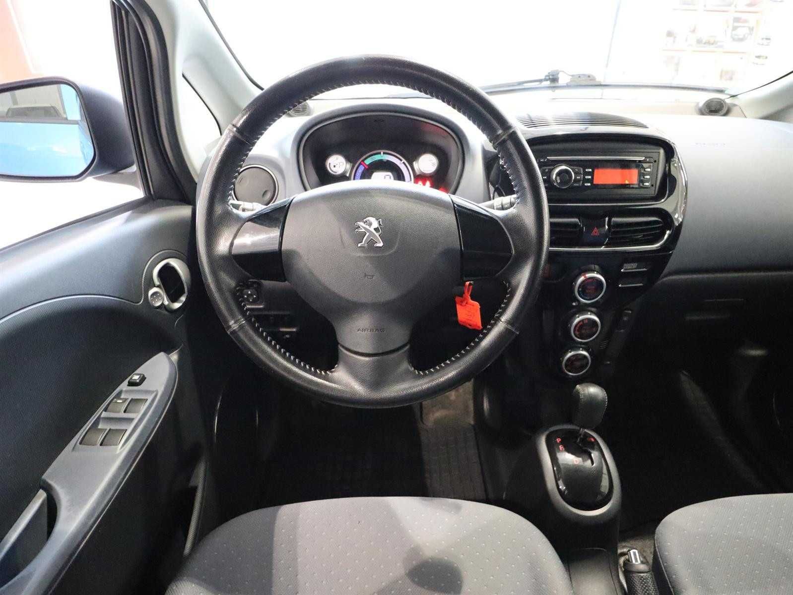 Peugeot iOn 2015, 2 комплекти коліс з дисками, один власник