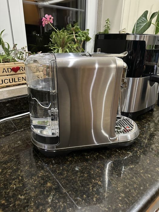 Máquina Nespresso Creatista Plus Stainless Steel