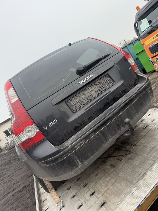 Volvo v50 Maska Części