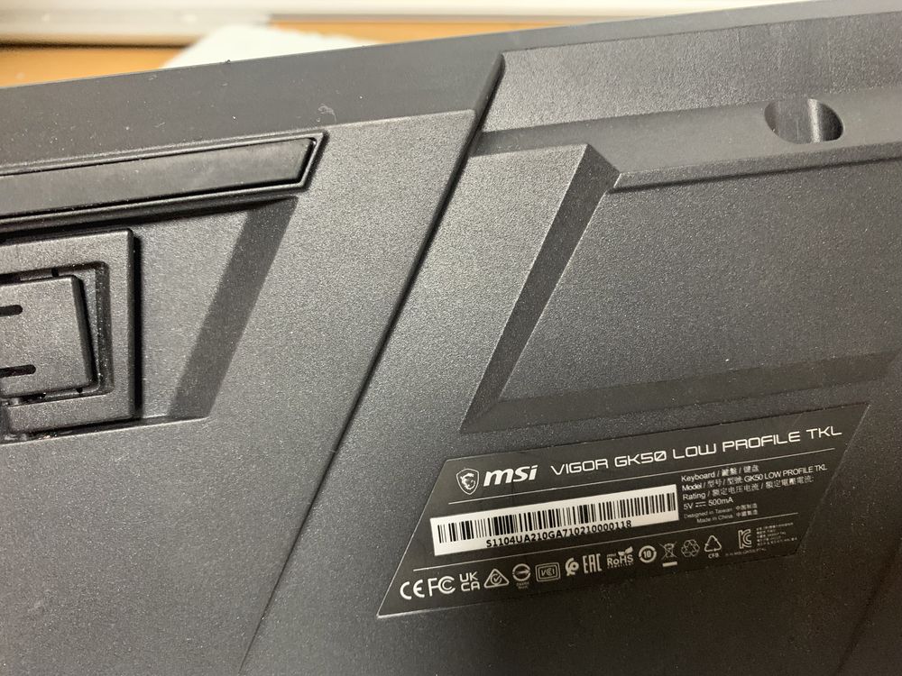 Механічна геймерська клавіатура з RGB підсвіткою MSI GK50 TKL low prof