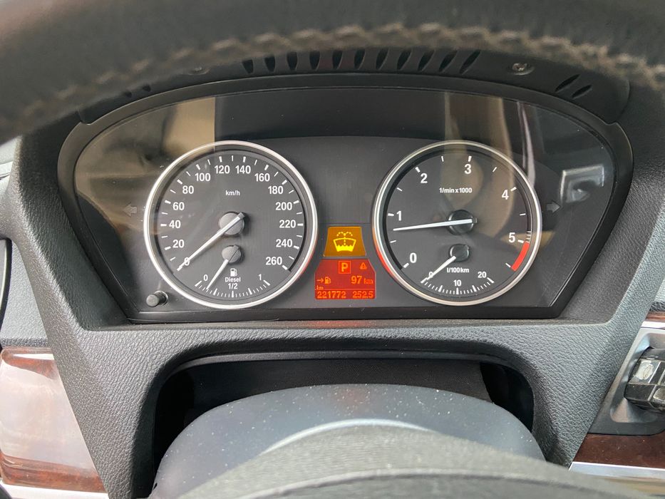 BMW X5 / Рік випуску 2010.