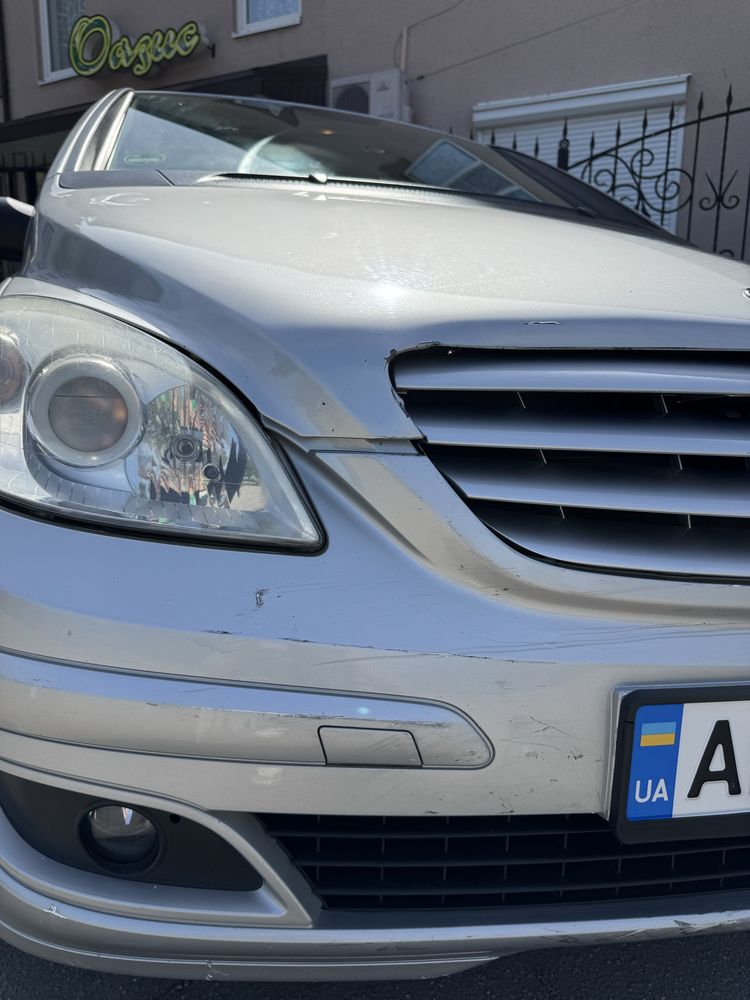 Mersedes b150 w245