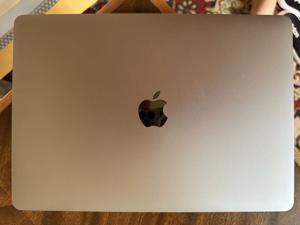 Macbook Pro M2 8/256