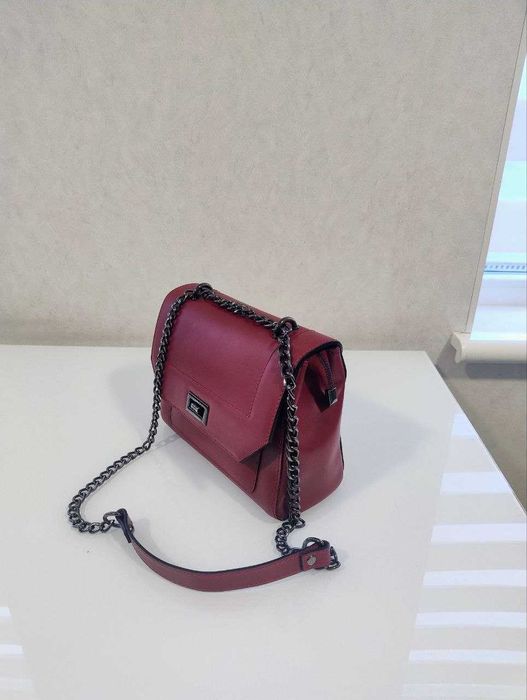 Продам шкіряну сумочку